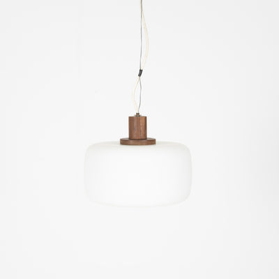 Lampadario in vetro opalino e noce 1950-1960