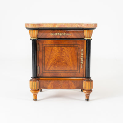 COPPIA DI COMODINI IN STILE IMPERO 1970-1980