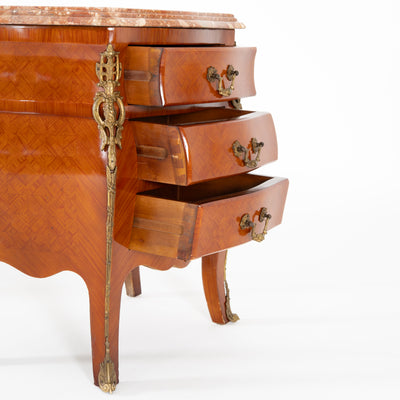 Coppia comodini in bois de roise, bronzo e marmo -xx secolo-