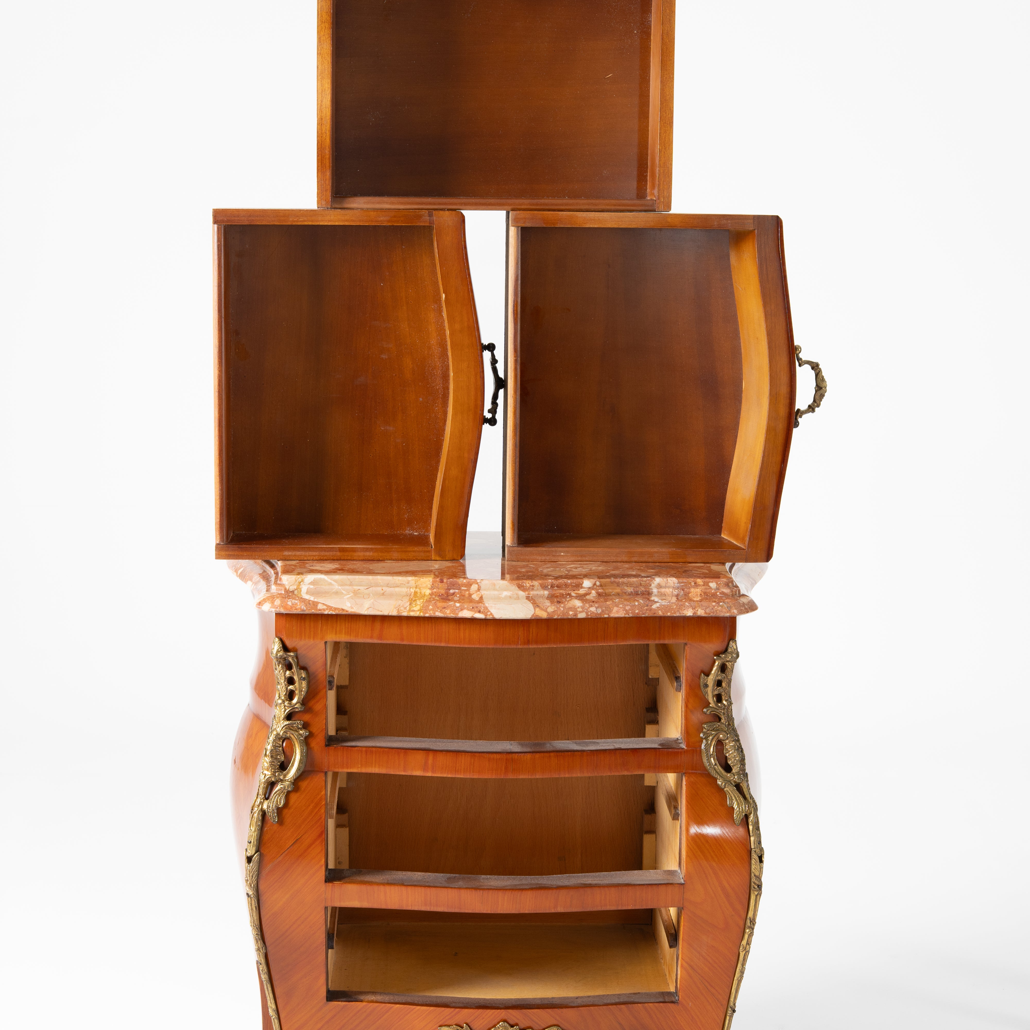 Coppia comodini in bois de roise, bronzo e marmo -xx secolo-