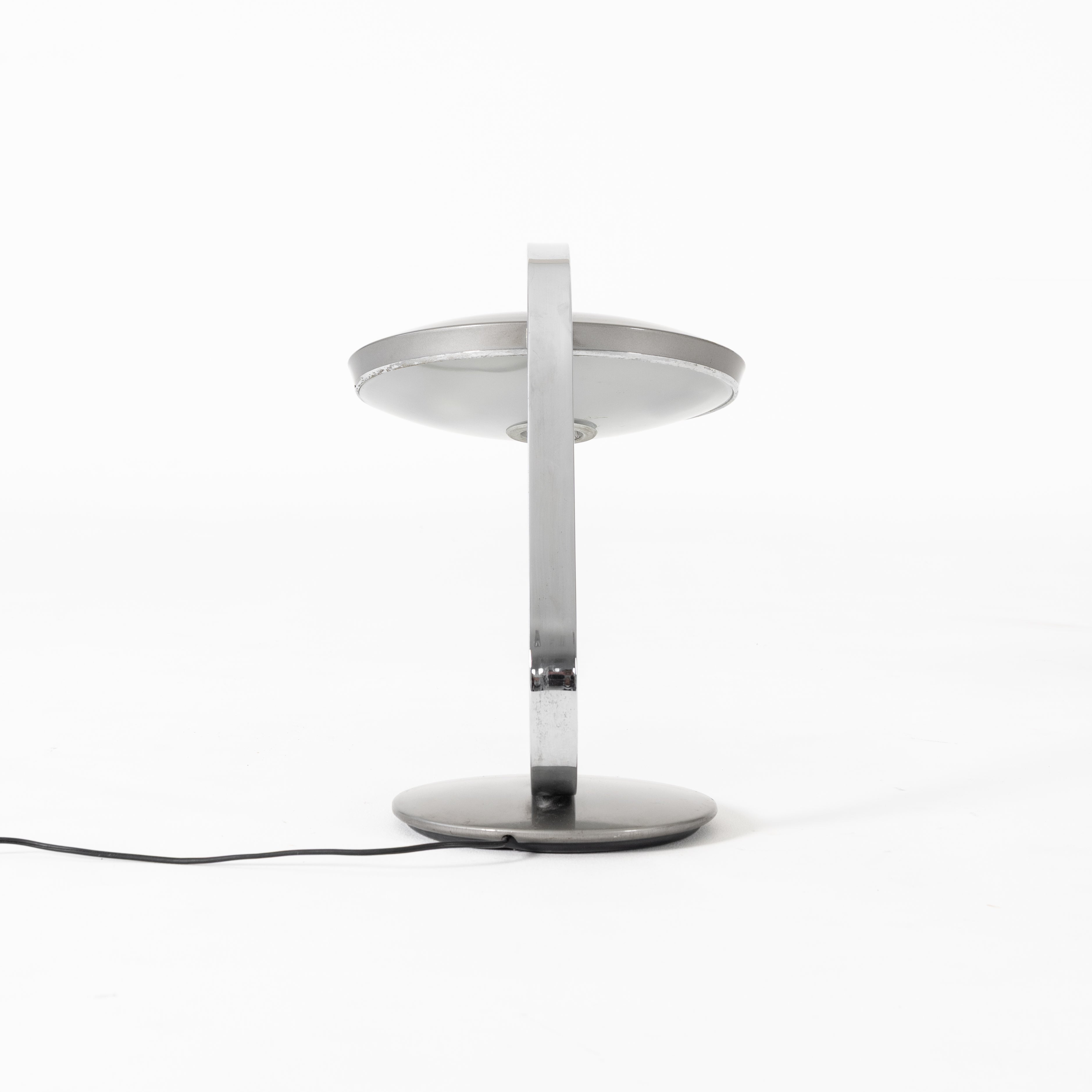 LAMPADA DA TAVOLO "FASE"