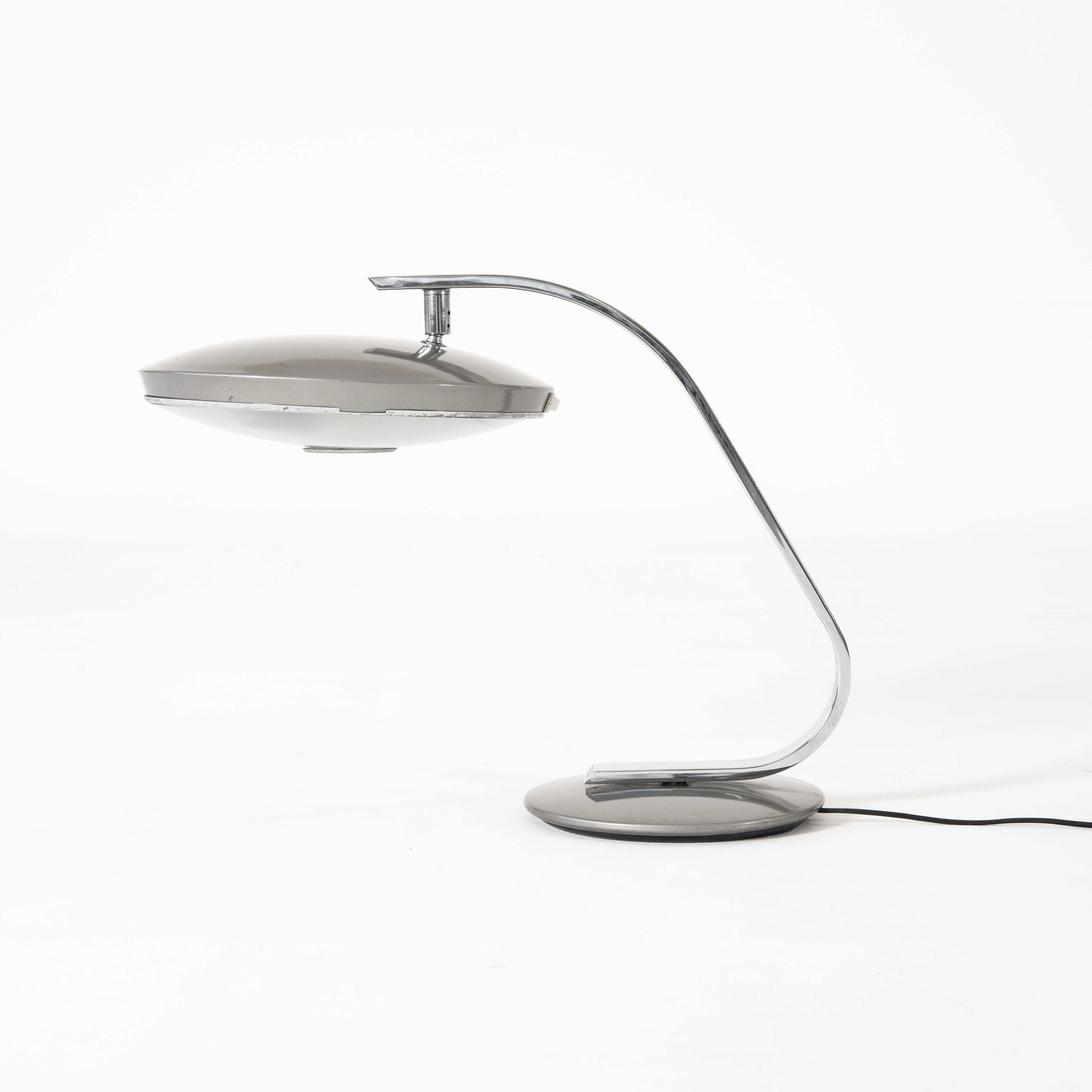 LAMPADA DA TAVOLO "FASE"